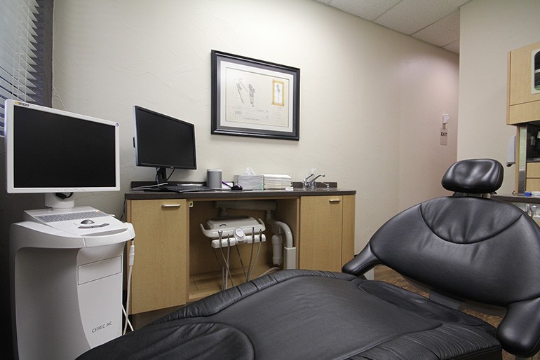 Comfortable dental treatment room